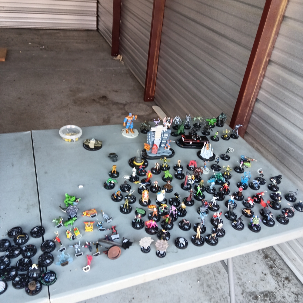 Assorted Kids Action Figures Playset - Multicolor